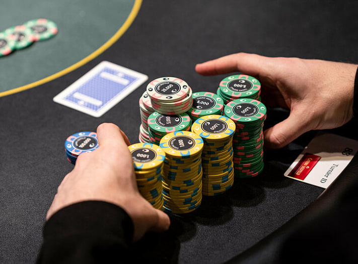 Guía de Blackjack Online para Nuevos Jugadores en Chile